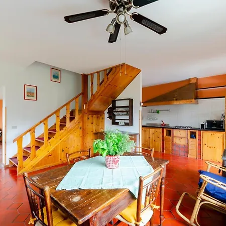 Altido Splendid House W/garden & Green Hills View Castiglione Chiavarese