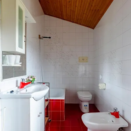 Altido Splendid House W/garden & Green Hills View * Castiglione Chiavarese
