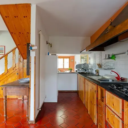 Altido Splendid House W/garden & Green Hills View