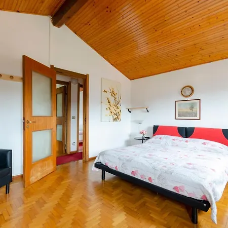 Altido Splendid House W/garden & Green Hills View דירה