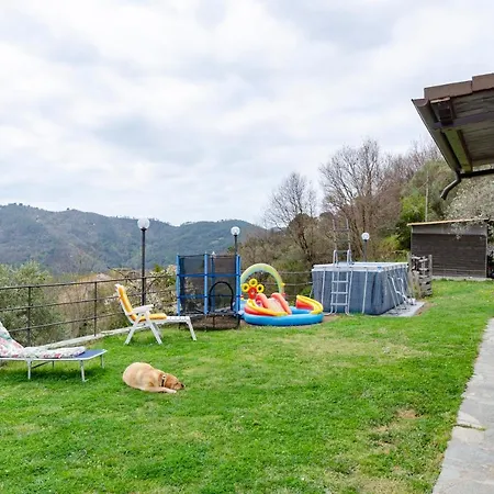 Altido Splendid House W/garden & Green Hills View דירה